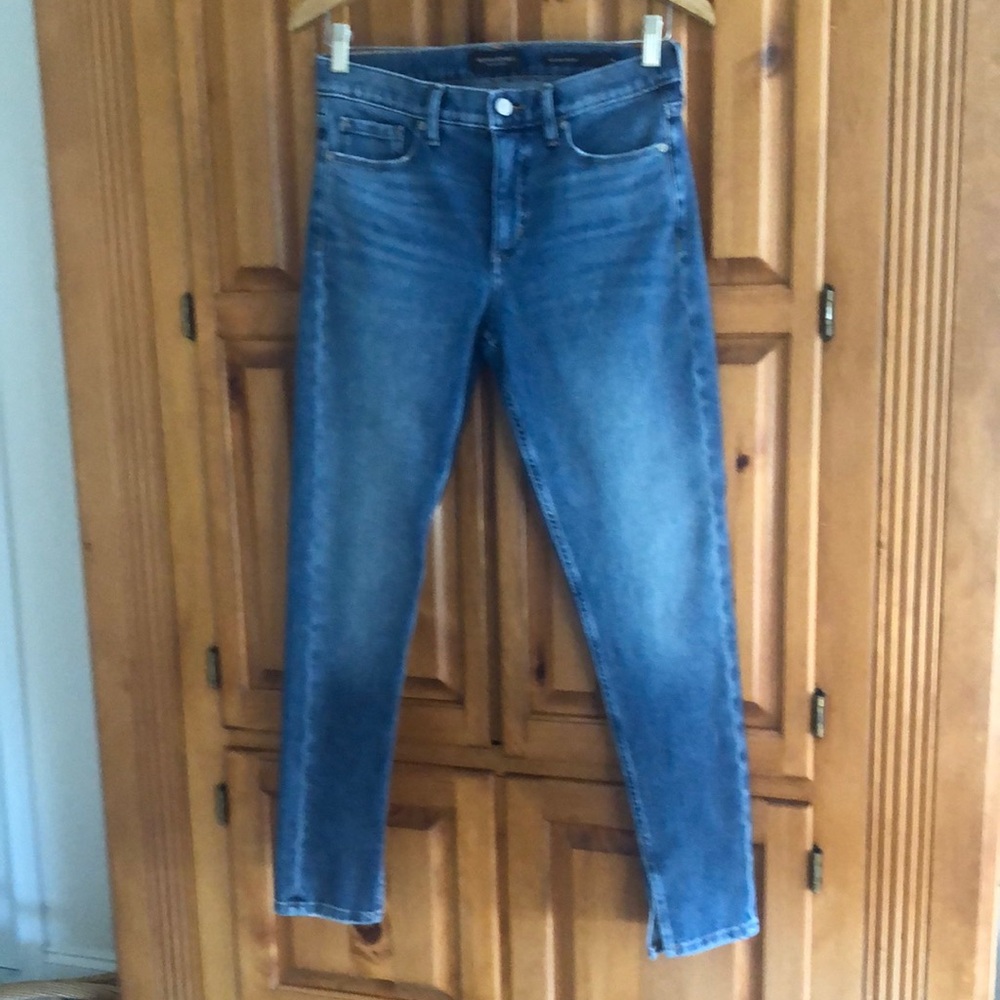 Banana Republic premium denim mid rise skinny jean NWOT